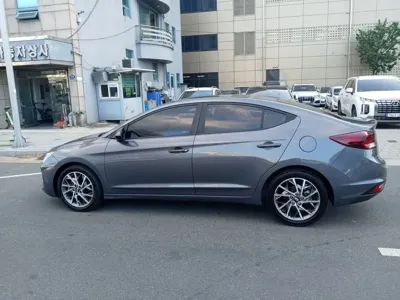 Hyundai Avante 2019, 115237 км, за 11700000 KRW