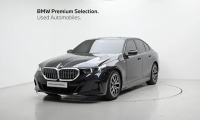 BMW i5 · 2024 год