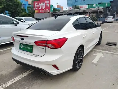 Ford Focus 2021, 54600 км, за 56100 CNY - фото 7