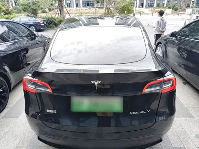 Tesla Model Y 2023, 26900 км, за 178200 CNY - фото 6