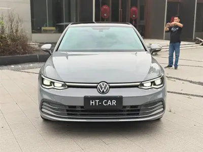 Volkswagen Golf · 2021 год
