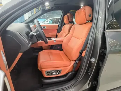 Li Auto Li L9 2025, 5900 км, за 348800 CNY
