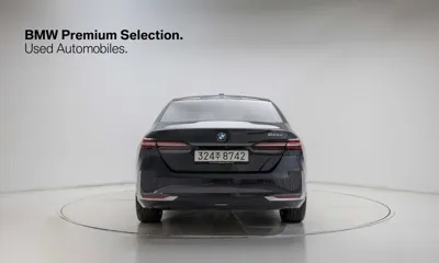 BMW 5-Series 2026, 10400 км, за 56000000 KRW - фото 4