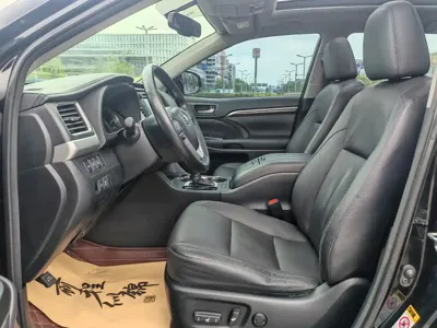 Toyota Highlander 2015, 129000 км, за 79500 CNY - фото 9