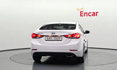 Hyundai Avante 2015, 232543 км, за 99990000 KRW