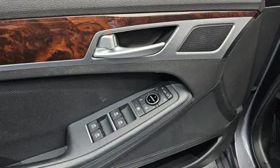 Hyundai Genesis 2016, 128312 км, за 9900000 KRW - фото 16