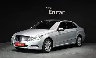 Mercedes-Benz E-Class · 2012 год