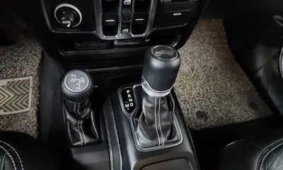 Jeep Wrangler 2019, 97392 км, за 32900000 KRW - фото 9