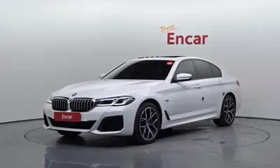BMW 5-Series · 2023 год