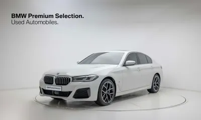 BMW 5-Series · 2022 год