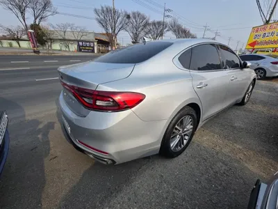 Hyundai Grandeur 2019, 198000 км, за 9300000 KRW