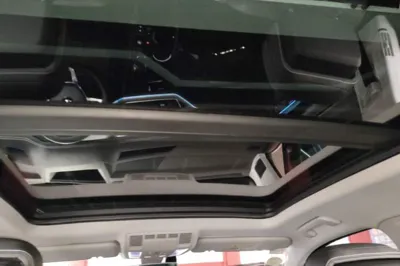 Volkswagen Touareg 2019, 132500 км, за 222103.92 CNY - фото 21