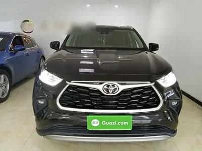 Toyota Highlander 2024, 56600 км, за 196200 CNY