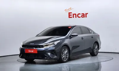 Kia K3 · 2022 год