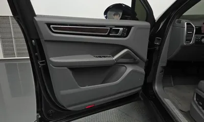 Porsche Cayenne 2023, 21960 км, за 69990000 KRW - фото 32
