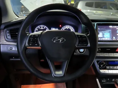 Hyundai Sonata 2018, 152813 км, за 10200000 KRW - фото 9