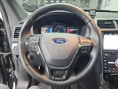 Ford Explorer 2017, 55542 км, за 12000000 KRW - фото 5