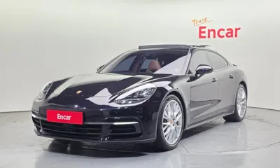 Porsche Panamera · 2018 год