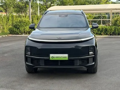 Li Auto Li L8 2023, 62000 км, за 205799 CNY