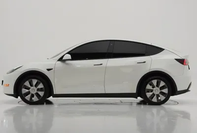 Tesla Model Y 2021, 106767 км, за 34900000 KRW