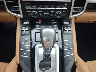 Porsche Cayenne 2015, 81000 км, за 178800 CNY - фото 16