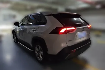 Toyota RAV4 2020, 109700 км, за 96442.79 CNY - фото 4