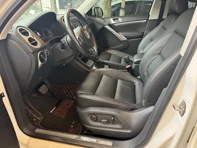Volkswagen Tiguan 2016, 110000 км, за 43800 CNY - фото 7