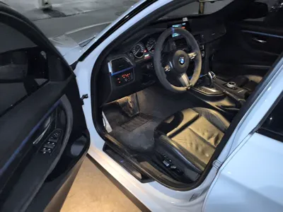 BMW 3 Series 2018, 98000 км, за 90246.19 CNY - фото 17