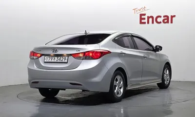 Hyundai Avante 2013, 187619 км, за 3500000 KRW - фото 2
