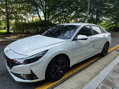 Hyundai Avante · 2023 год