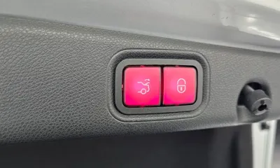 Mercedes-Benz E-Class 2017, 69087 км, за 26000000 KRW - фото 20