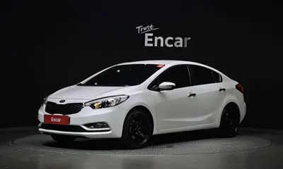 Kia K3 · 2015 год