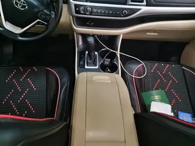 Toyota Highlander 2018, 68400 км, за 107000 CNY - фото 16
