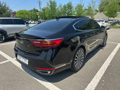 Kia K7 2017, 102631 км, за 12500000 KRW
