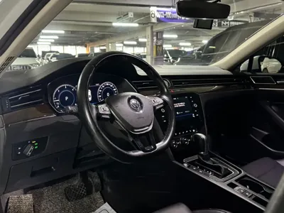 Volkswagen Passat 2018, 110000 км, за 15990000 KRW - фото 9