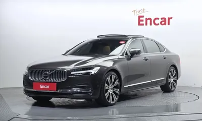 Volvo S90 · 2023 год