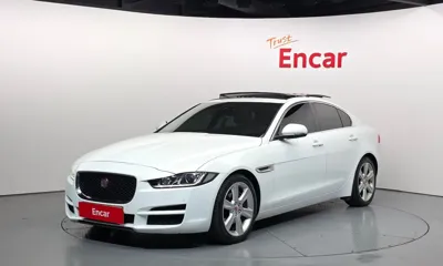Jaguar XE · 2016 год
