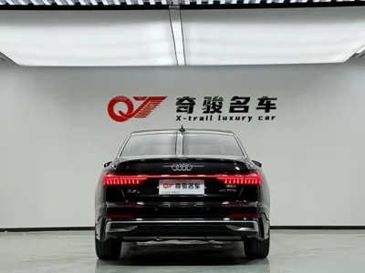 Audi A6L 2023, 80000 км, за 216000 CNY