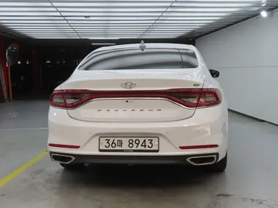 Hyundai Grandeur 2019, 97085 км, за 14600000 KRW