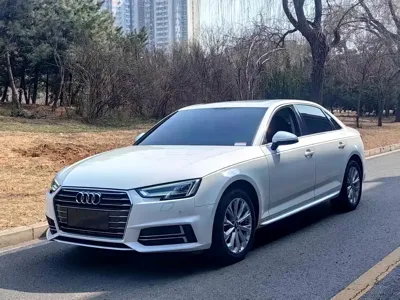 Audi A4L · 2019 год