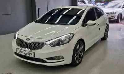 Kia K3 · 2013 год