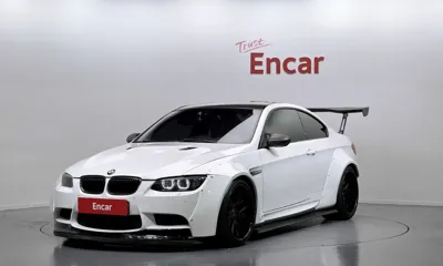 BMW M3 · 2010 год