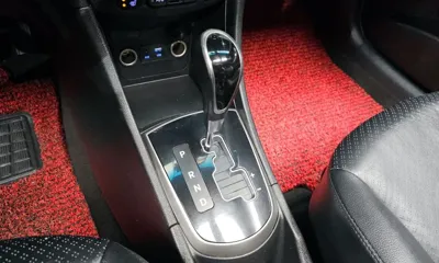 Hyundai Accent 2017, 98683 км, за 7000000 KRW - фото 9
