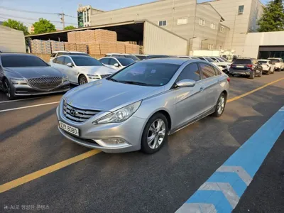 Hyundai Sonata 2011, 329519 км, за 1990000 KRW