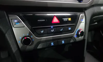 Hyundai Avante 2018, 45467 км, за 12990000 KRW - фото 16
