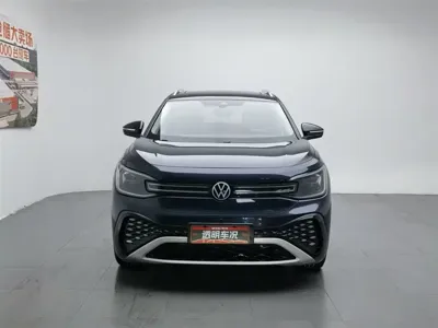 Volkswagen ID.6 Crozz 2022, 72400 км, за 109800 CNY