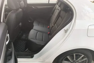 Geely Auto Emgrand 2019, 29900 км, за 44139.5 CNY - фото 20