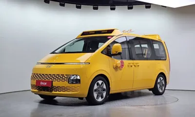 Hyundai Staria · 2025 год