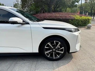 Changan Eado 2025, 13000 км, за 49800 CNY - фото 24