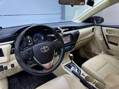 Toyota Corolla 2014, 100000 км, за 29800 CNY - фото 10
